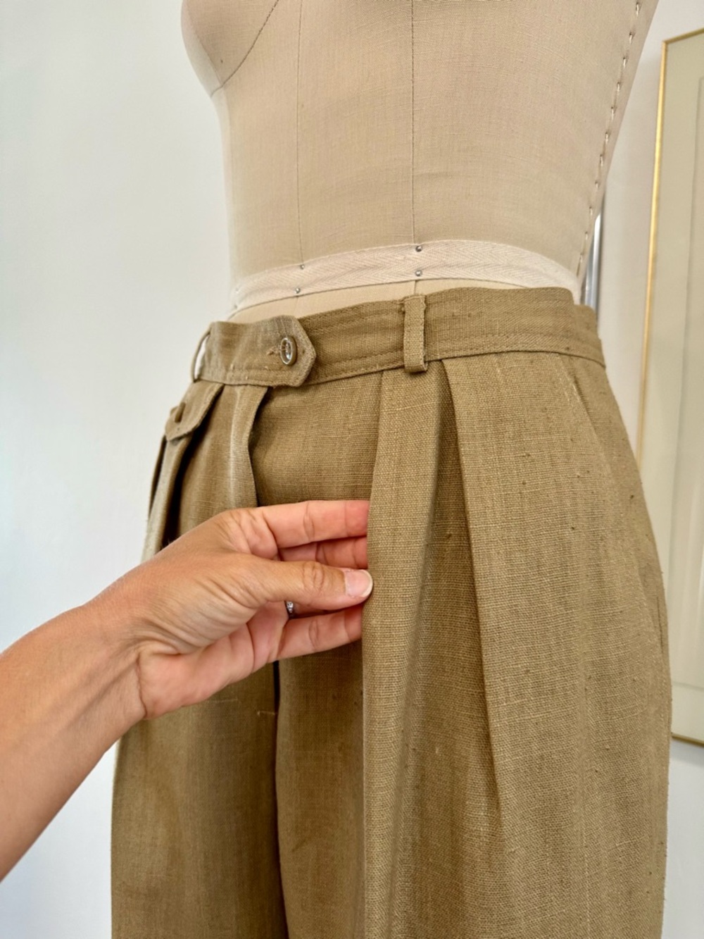 Vintage 80’s/90’s High-Waist Pleated Trousers - Picture 8 of 16